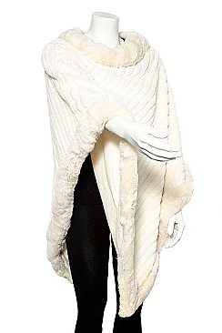 FAUX FUR PLEATED TRIM PONCHO