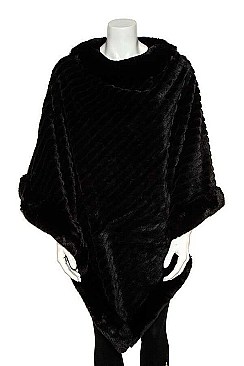FAUX FUR PLEATED TRIM PONCHO