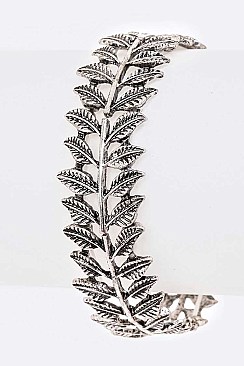 Sterling Metal Embossed Leaf Stretch Bracelet