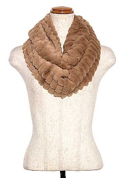 INFINITY LINE FAUX FUR SCARF