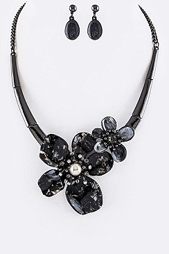 Iconic Enamel Flower Statement Necklace Set LA-YNE3322