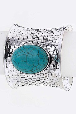 ADJUSTABLE TURQUOISE EMBOSSED CUFF