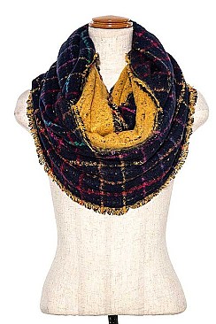 FRINGE TRIM CHECKERED INFINITY SCARF