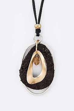 WRAPPED FAUX LEATHER PENDANT NECKLACE SET