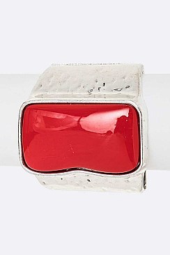 RECTANGULAR STONE HINGED BANGLE