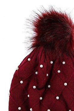 PEARL ACCENT DIAMOND KNIT POM POM BEANIE