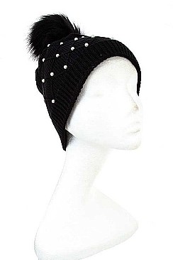 PEARL ACCENT DIAMOND KNIT POM POM BEANIE