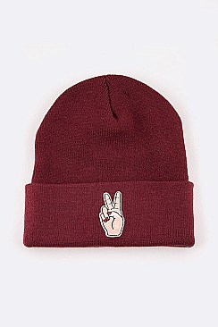 Chic Victory Sign Language Patch Iconic Beanie LA-MKH3515Q