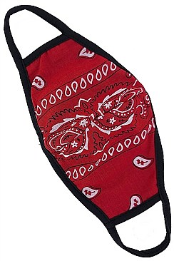 CLASSY REUSABLE BANDANA PRINT FASHION MASK