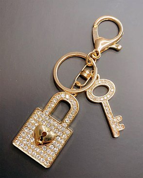 wholesale Charm Lock & Key Shape Keychain