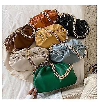 MAGNET CLOSURE VEGAN SHOULDER STRAP BAG