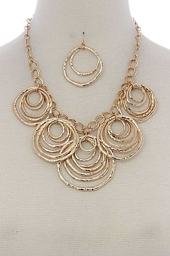 MULTI HAMMERED CIRCLE STATEMENT NECKLACE JYLHS653