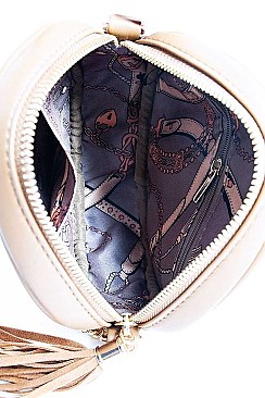 CIRCLE CROSSBODY WITH TASSEL ZIPPER