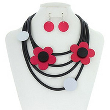 STYLISH 4-LAYER W/ FLOWERS NK SET SLN0808