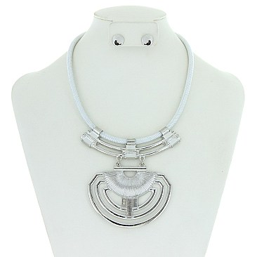 FASHIONABLE METAL STATEMENT NECKLACE SET SLN1257