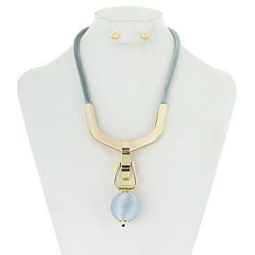 Trendy Velvet Necklace Set W/ Ball Pendant SLN1522