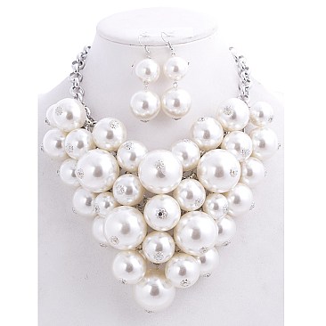 CHUNKY PEARL NECKLACE SET