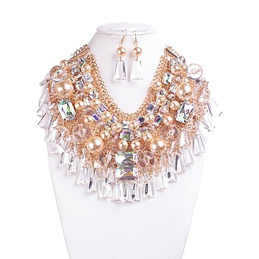 GEM LACED BIB NECKLACE SET