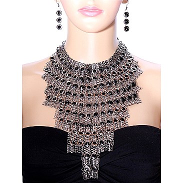 ELEGANT BIB NECKLACE