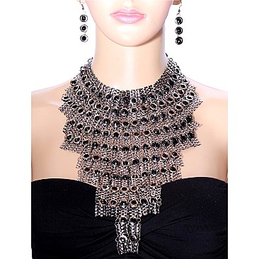 ELEGANT BIB NECKLACE