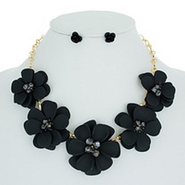 5 FLOWER NECKLACE SET