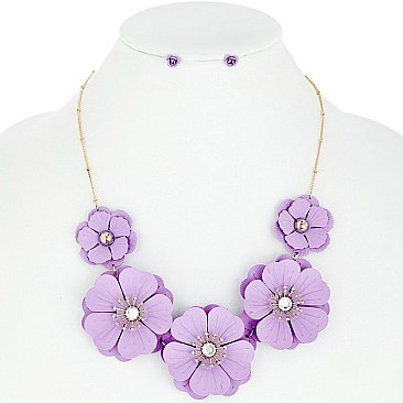 STYLISH FLOWER BIB NECKLACE AND EARRINGS SET