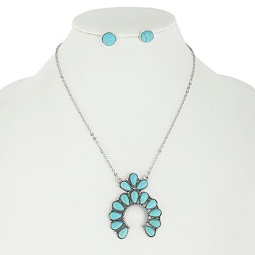 LOVELY WESTERN TURQUOISE SQUASH BLOSSOM PENDANT NECKLACE AND EARRINGS SET