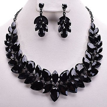 POINTED GEM RHINESTONE BIB NECKLACE SET