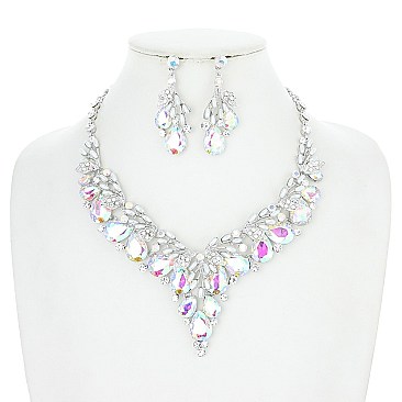 RHINESTONES AND PEARLS NECKLACE SET