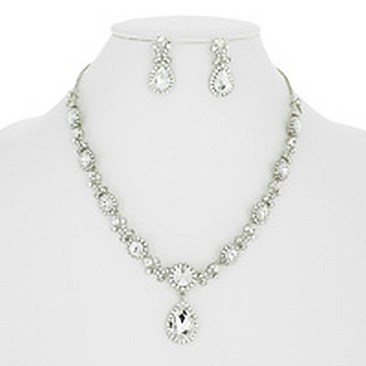 VICTORIAN RHINESTONE NECKLACE SET