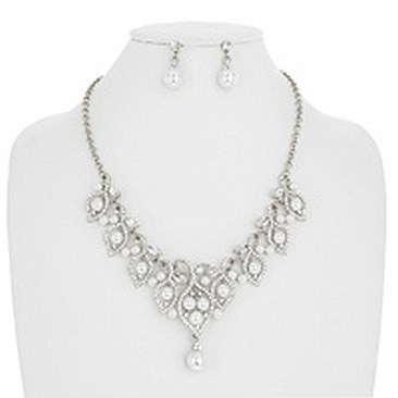 PEARL LEAVE W/STONE NECKLACE SET