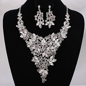 FASHIONABLE DIAMONDS AROUND HER BIB NECKLACE SET SLNBY7135