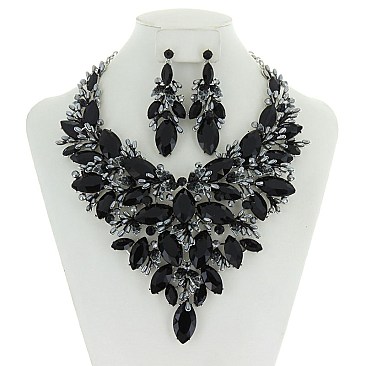 Stones And Pearls Heavy Knit Bib RHINESTONE NECKLACE SET