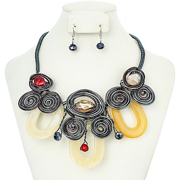 ACRYLIC MIXED MEDIA WIRE NECKLACE SET