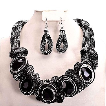 PLAID KNOTTED BEADED WIRE NECKLACE SET