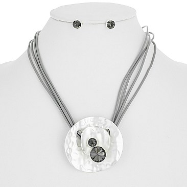 ARTSY CIRCLE LAYERED NECKLACE SET