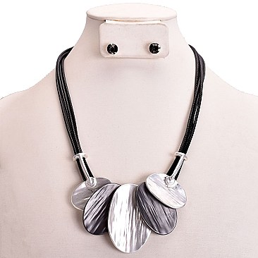 OVAL LAYERED METAL NECKLACE SET