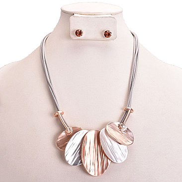 OVAL LAYERED METAL NECKLACE SET