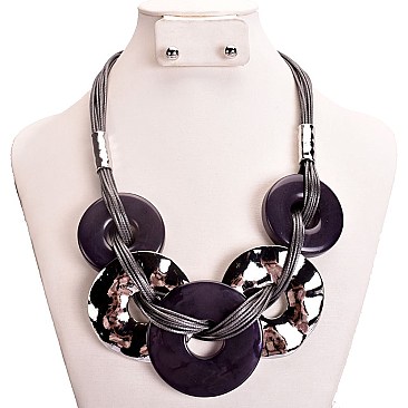 METAL ACRYLIC CIRCLE WOVEN NECKLACE