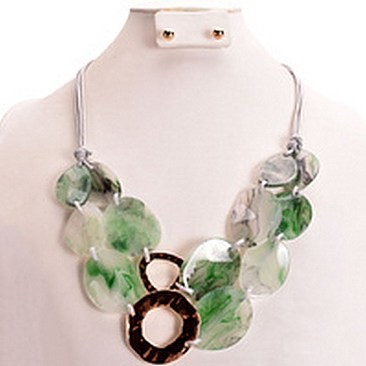 ACRYLIC FASHION METAL NECKLACE SET