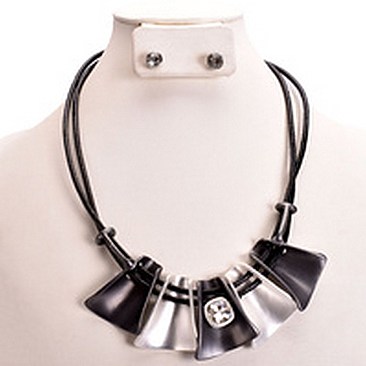 FUTURISTIC FASHION MIXED METAL SET