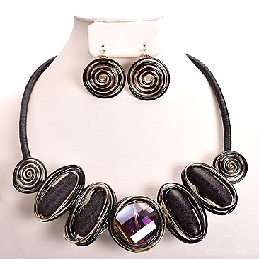 HANDMADE OVAL BEAD NECKLACE SET