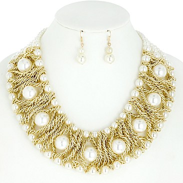 LOVELY FASHION PEARL NECKLACE AND EARRINGS SET