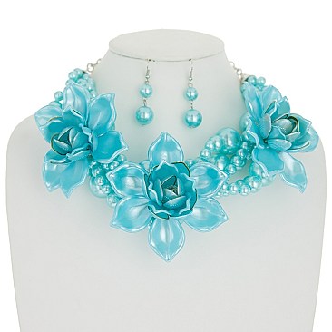 STYLISH STATEMENT PEARL NECKLACE SET W/ FLOWERS