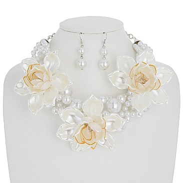 STYLISH STATEMENT PEARL NECKLACE SET W/ FLOWERS