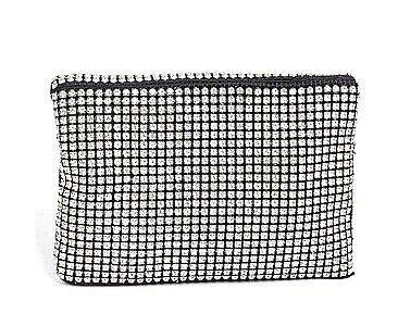 GLITZY SHINE IT ON ENVELOPE CLUTCH