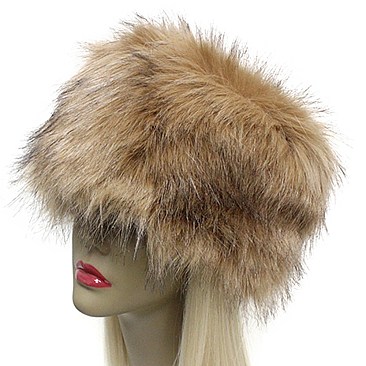 COZY FAUX FUR HAT