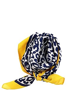 TRENDY LEOPARD PRINTED BANDANA