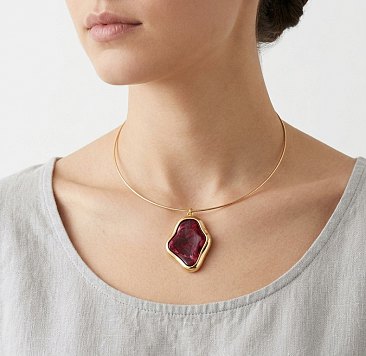 wine Rigid pendant necklace