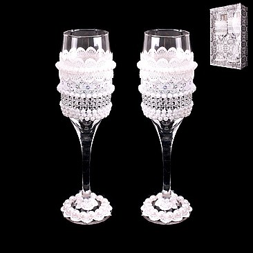 COUPLE LACE WEDDING WINE GLASSES SLWED10036